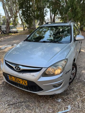 יונדאי i30