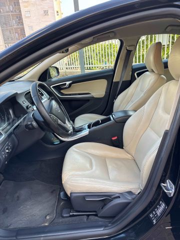 וולוו S60