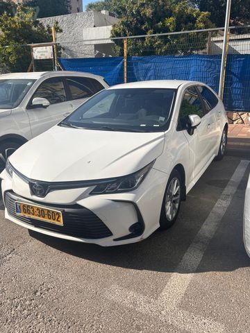 טויוטה קורולה