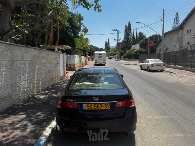 מודעת רכב הונדה אקורד