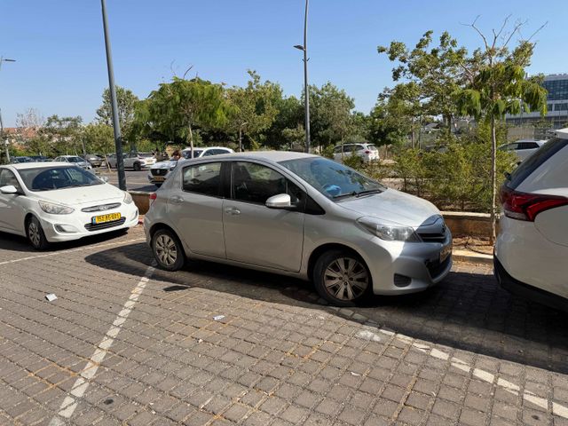 טויוטה יאריס