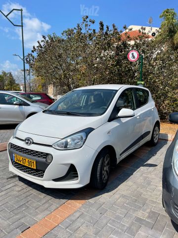 יונדאי i10