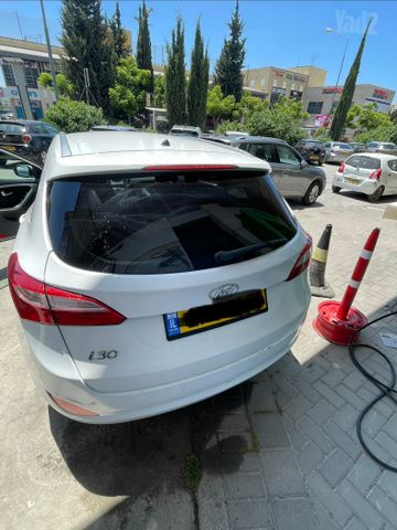 יונדאי i30