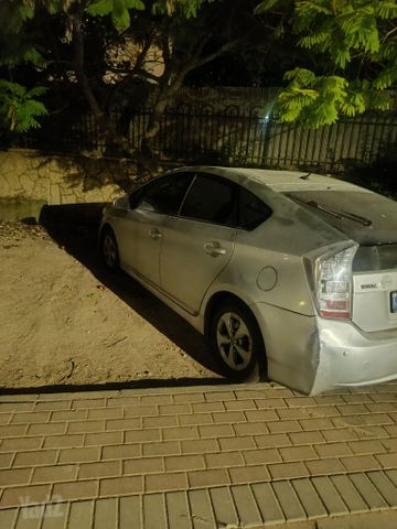 טויוטה פריוס
