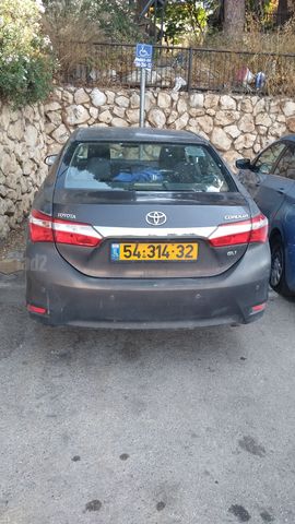 טויוטה קורולה