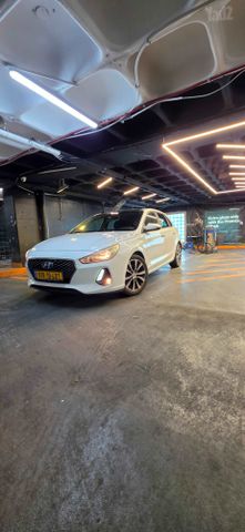 יונדאי i30