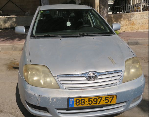 טויוטה קורולה