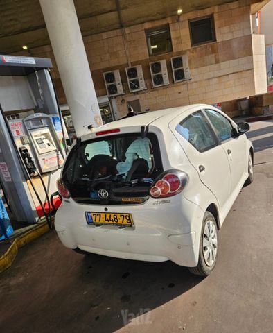 מודעת רכב טויוטה אייגו