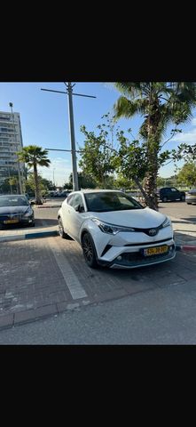 טויוטה C-HR