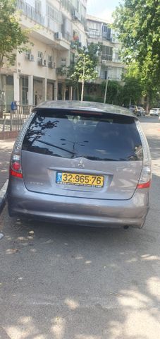 מיצובישי גרנדיס