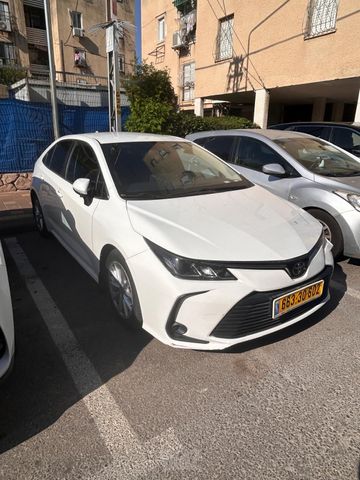 טויוטה קורולה