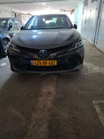 מודעת רכב טויוטה קאמרי