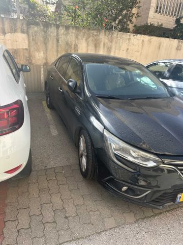רנו מגאן