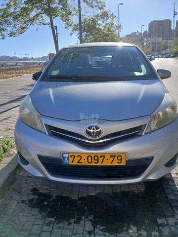 טויוטה יאריס