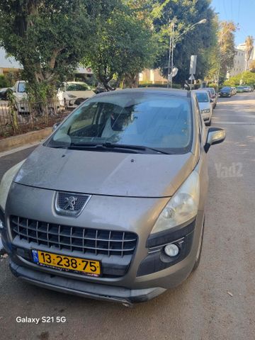 פיג'ו 3008