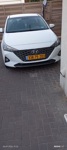 מודעת רכב יונדאי וניו