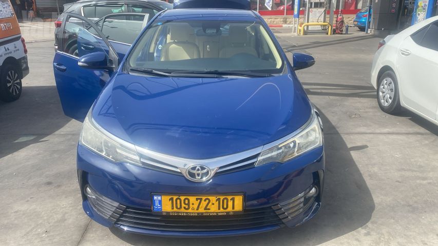 טויוטה קורולה
