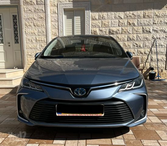 מודעת רכב טויוטה קורולה