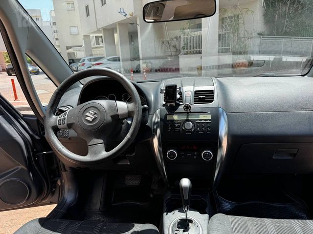 סוזוקי SX4