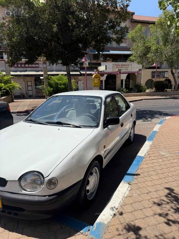 מודעת רכב טויוטה קורולה