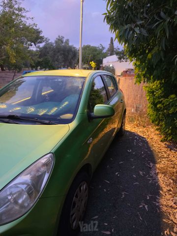 יונדאי i20