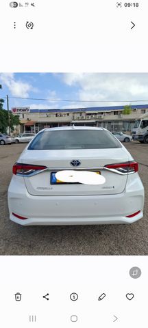 טויוטה קורולה