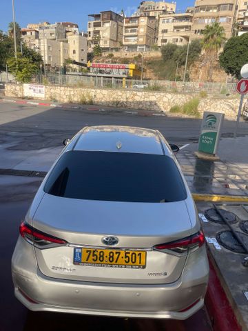 טויוטה קורולה