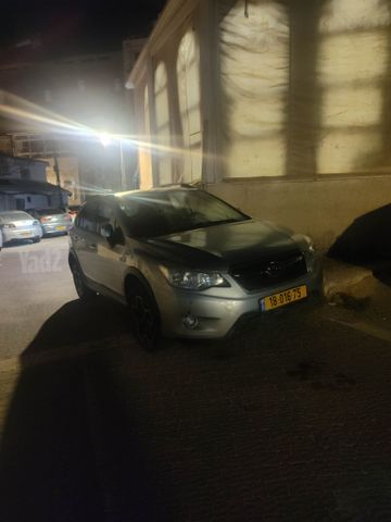 מודעת רכב סובארו XV