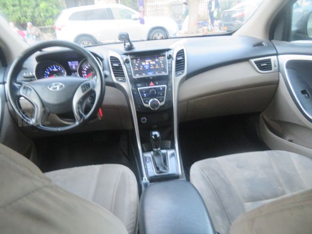 יונדאי i30
