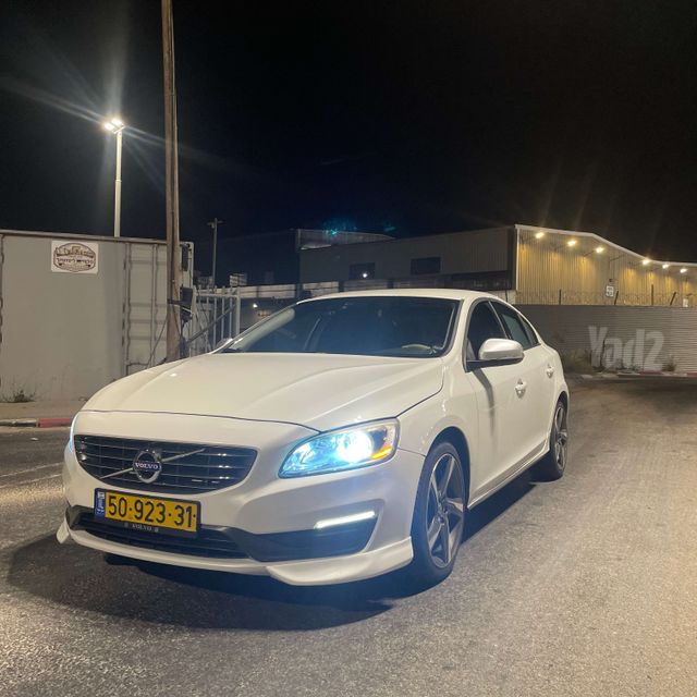וולוו S60