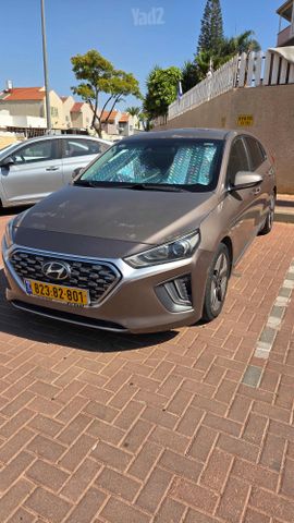 יונדאי איוניק