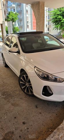 יונדאי i30