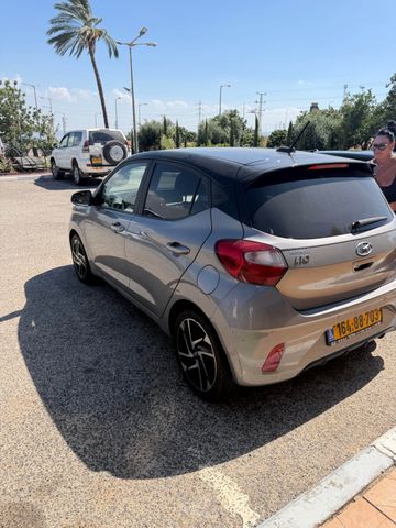 יונדאי i10
