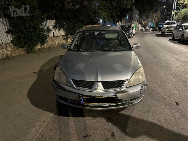 מיצובישי לנסר