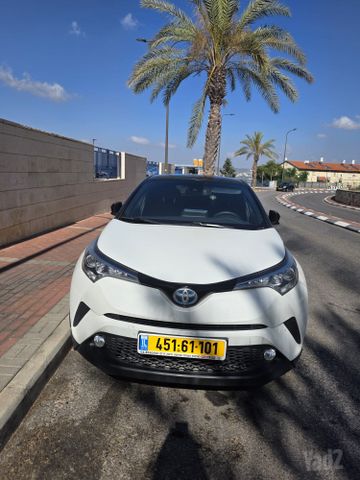 טויוטה C-HR