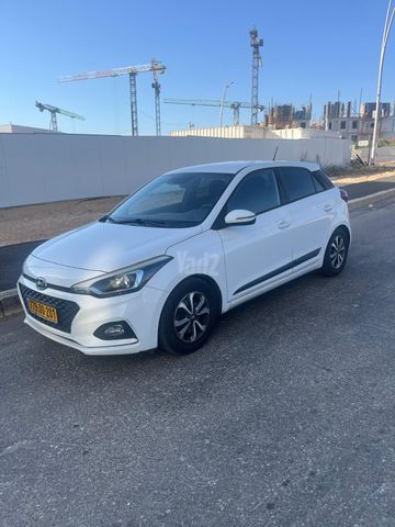 מודעת רכב יונדאי i20