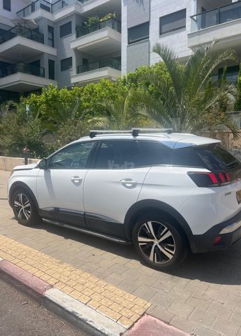 מודעת רכב פיג'ו 3008