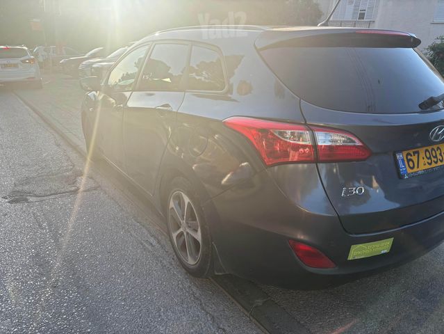 יונדאי i30