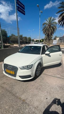 מודעת רכב אאודי A3
