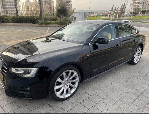 אאודי A5