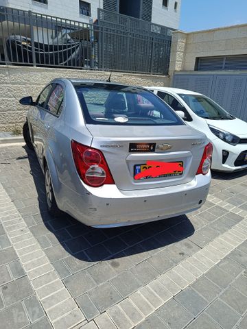 שברולט סוניק