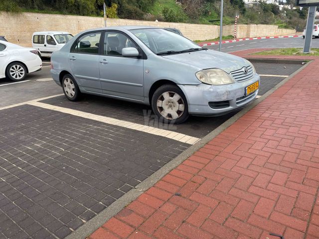 טויוטה קורולה