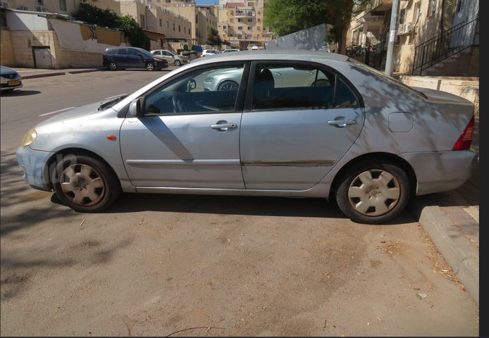 טויוטה קורולה