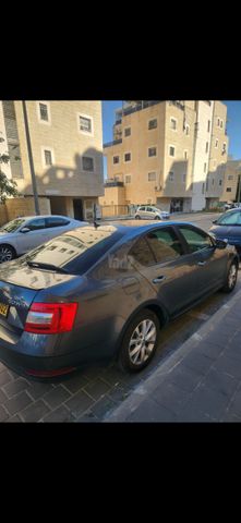 סקודה אוקטביה