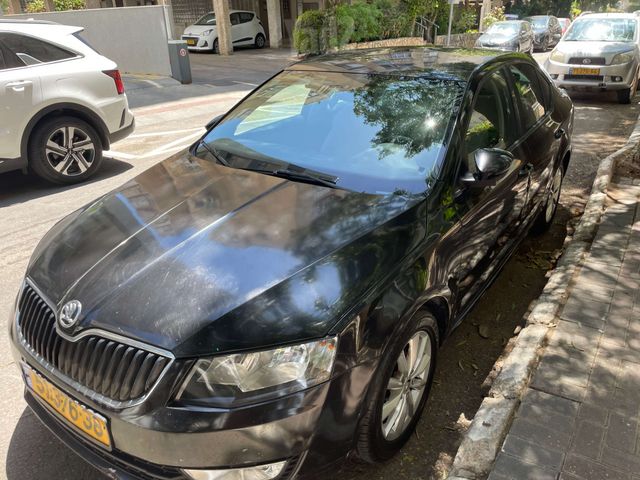 סקודה אוקטביה 