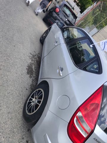 יונדאי i30
