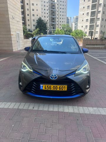מודעת רכב טויוטה יאריס
