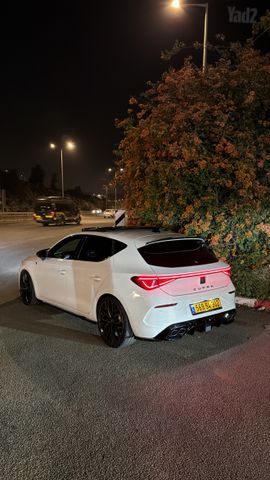 קופרה לאון