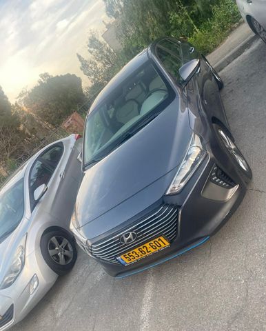 יונדאי איוניק