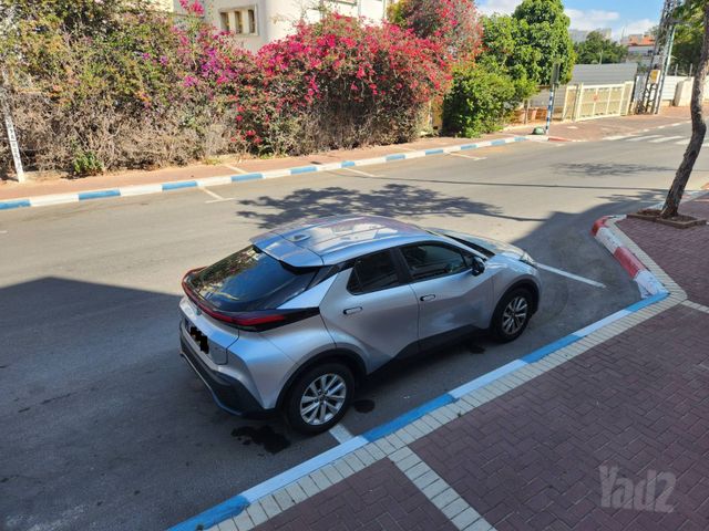 טויוטה C-HR
